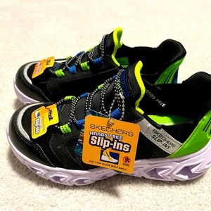 Boys Sketchers slip- on sneakers size 1.5 new, never worn